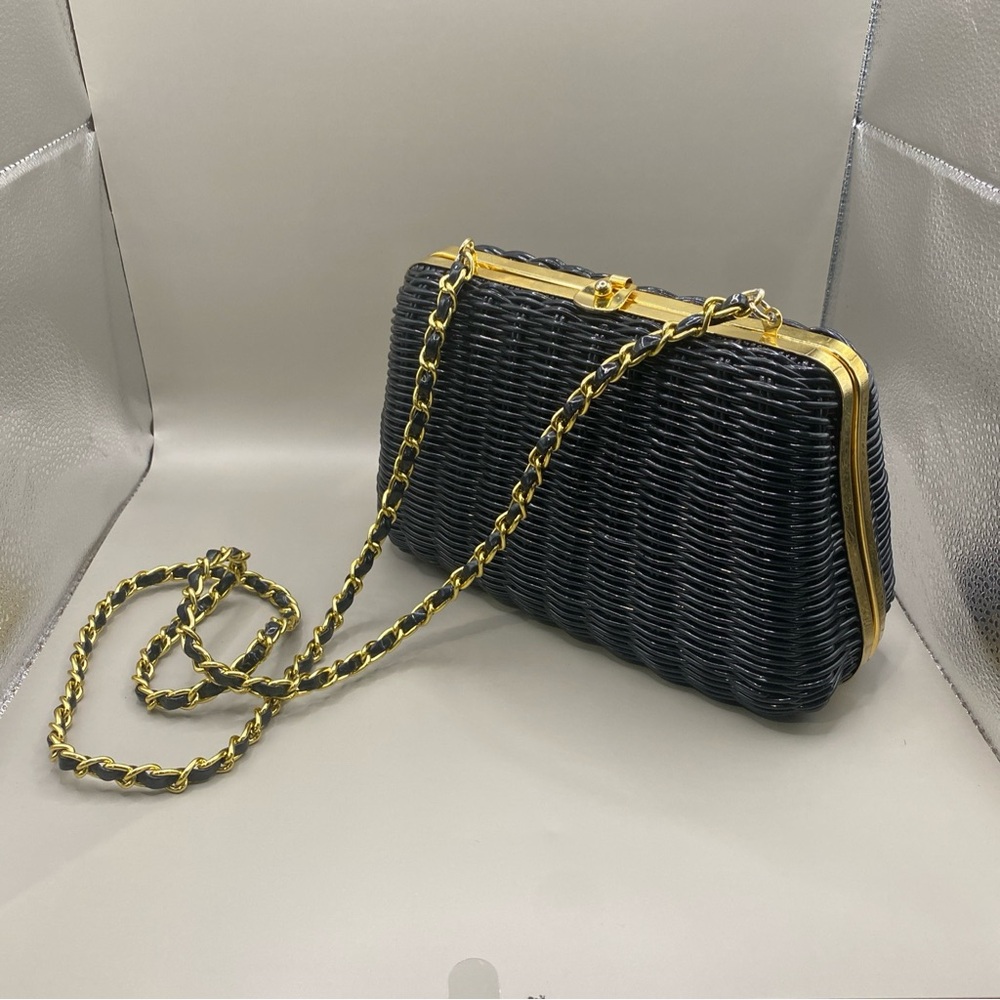 Vintage Waves‎ By Tandem Black Plastic Woven Purse Shoulder Handbag Chain Strap